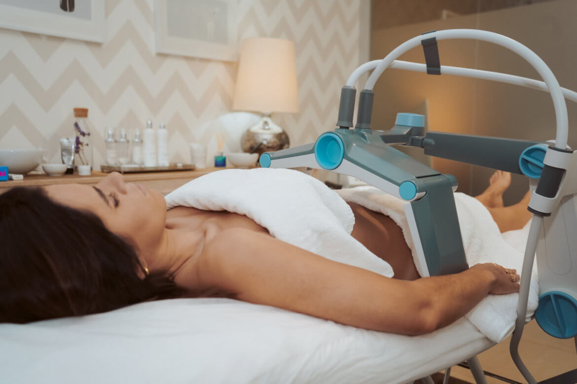 CoolSculpting vs. Vanquish: Comparing Two Noninvasive Fat Procedures